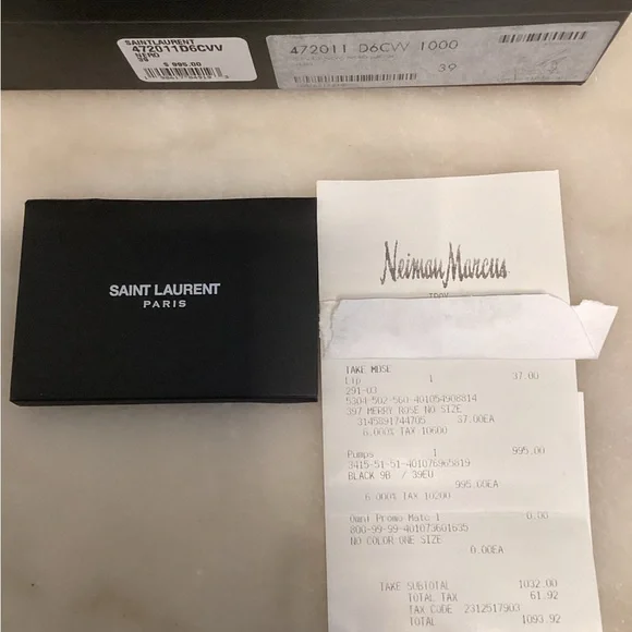 100% Authentic YSL “Opyum” Point Toe Black Patent Leather Logo Pumps - Picture 9 of 10